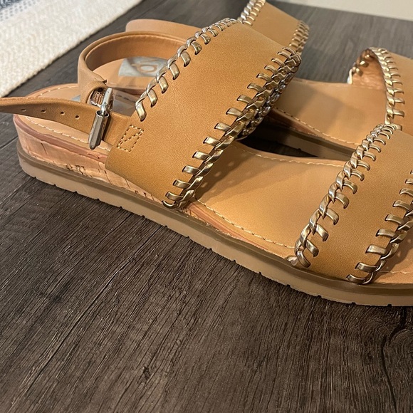 Size 7.5 gold and cork sandals - Picture 2 of 4